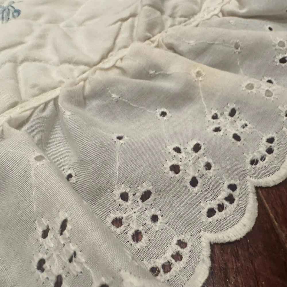 Vintage Daisy Kingdom Bunny Rabbit Nursery Crib Quilt Blanket Eyelet Lace Trim
